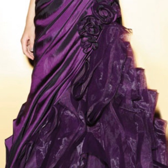 Eggplant Vertical Ruffles - Picture 12 of 14